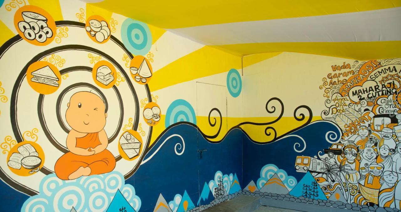 Young Monk Hostel & Cafe Old Manali Esterno foto